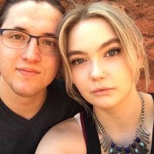 Meet your Posher, Michaela